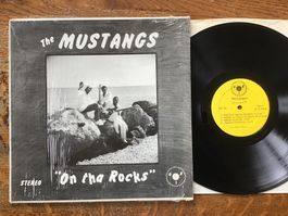 LP The Mustangs « On tha Rocks »